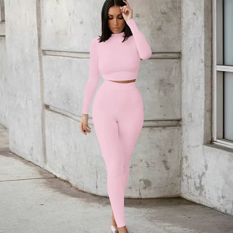 Elevate Your Workout Wardrobe with Our Stylish Women's 2-Piece Fitness Set - Long Sleeve Crop Top & Bodycon Leggings