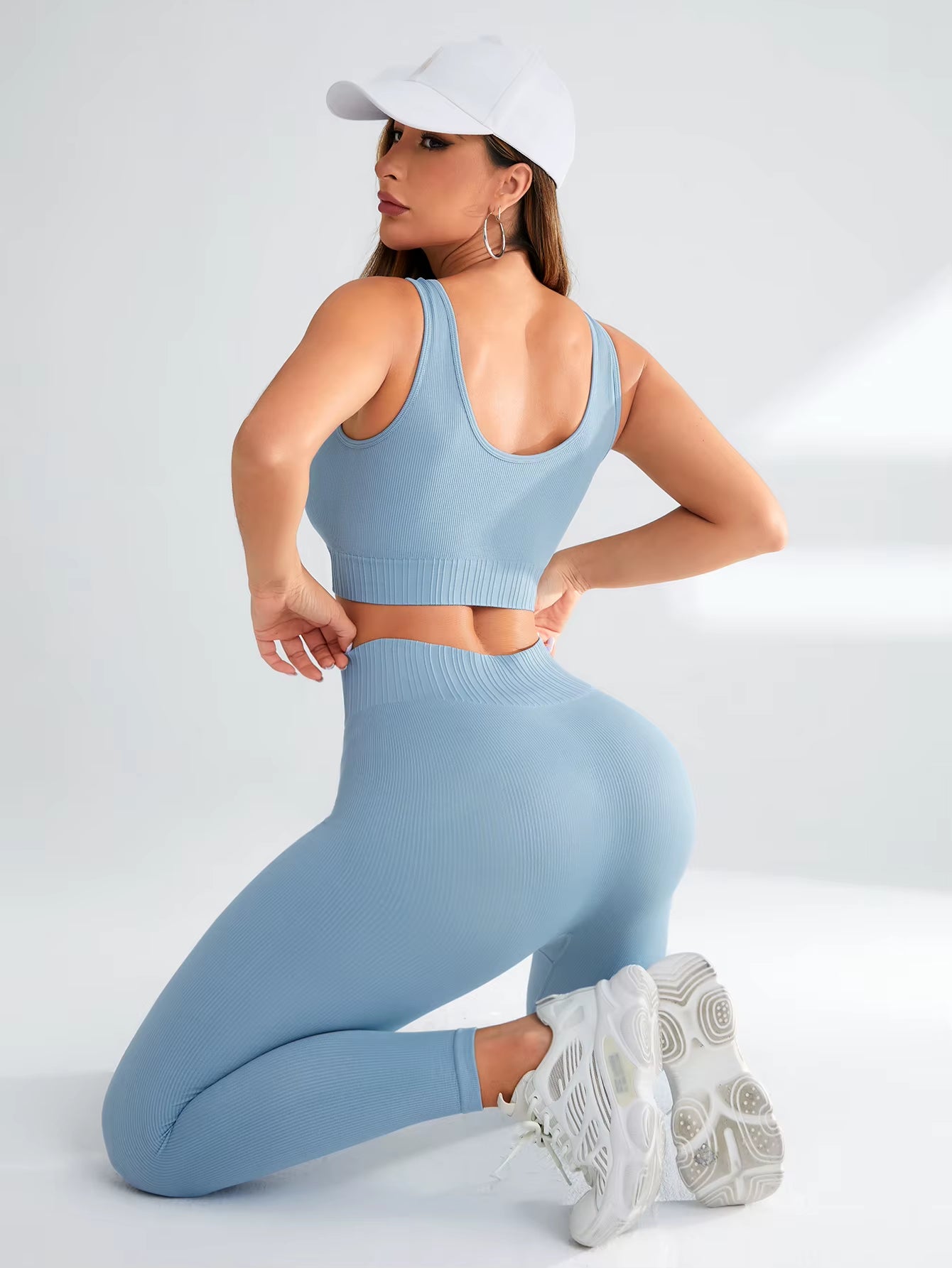 Elevate Your Workout with Our Stylish 2 Piece High Waisted Leggings and Sports Bra Set for Women - Perfect for Yoga and Gym Sessions!