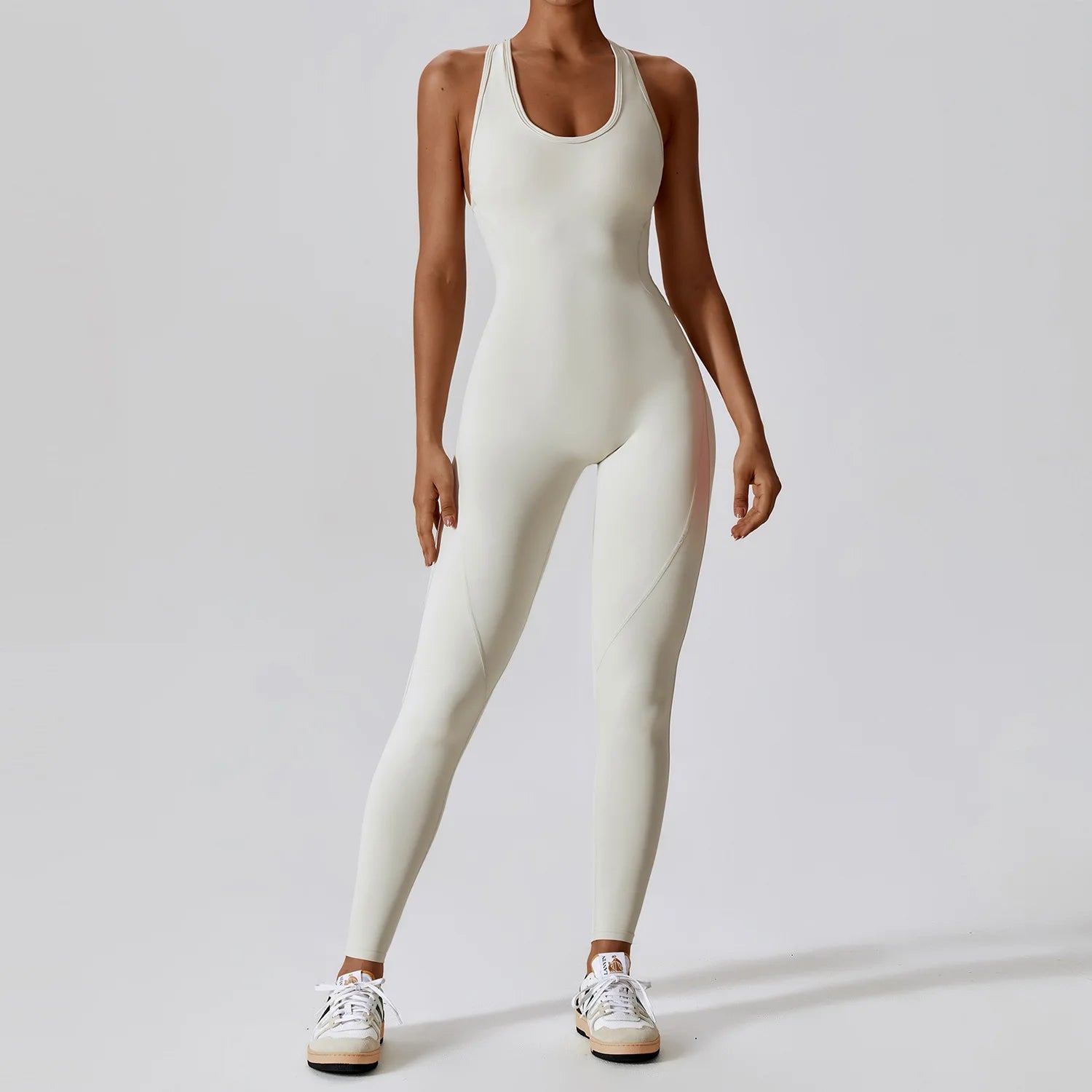Elevate Your Workout with Our Stylish Yoga Jumpsuit - Perfect for Pilates and Gym Sessions!